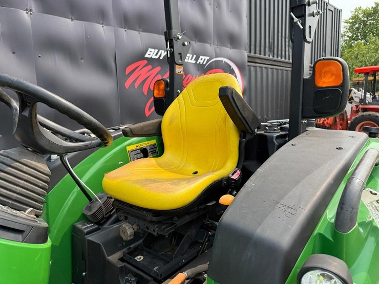 2023-john-deere-4052r-image-19