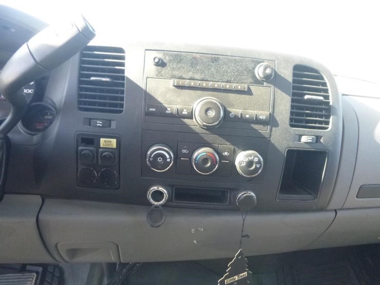 2008-chevrolet-silverado-1500-image-12
