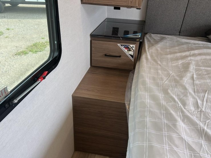 #141-•-2024-alliance-rv-delta-281bh-camper-image-71