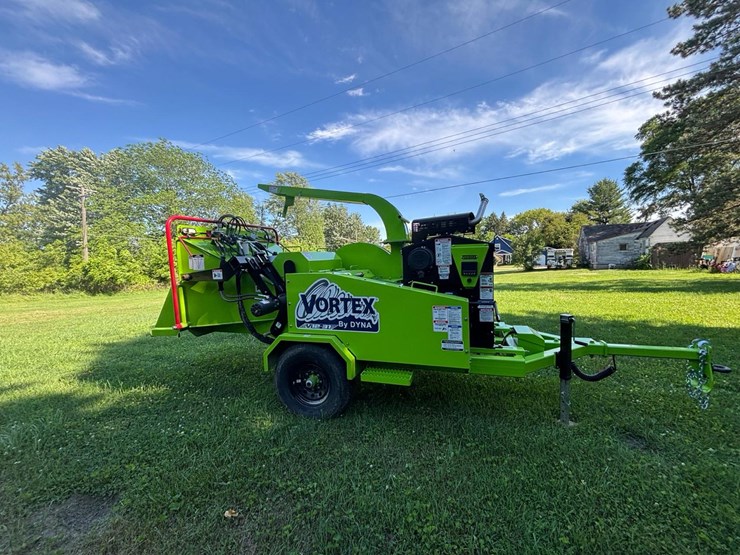 #157-•-2024-vortex-v12-31-towable-brush-chipper-image-25