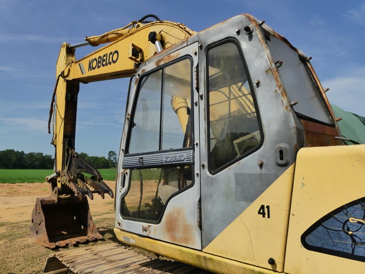 kobelco-sk220-lc-image-10