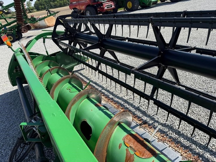 2006-john-deere-630f-image-44