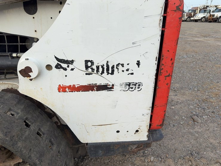 bobcat-t550-image-13