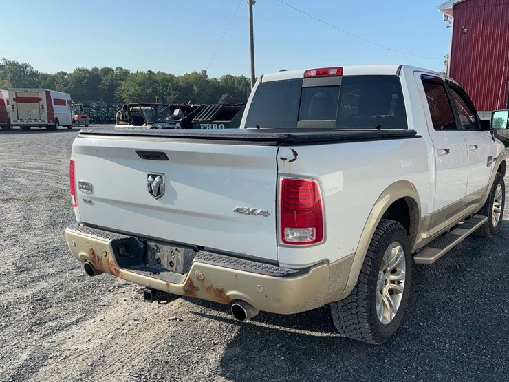 2016-ram-1500-laramie-longhorn-image-5