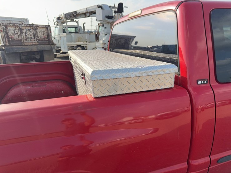 2001-dodge-ram-1500-image-14