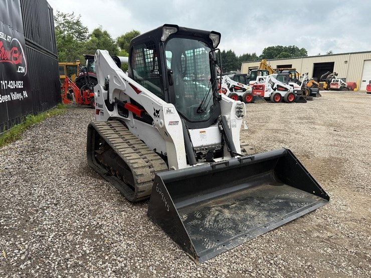 2022-bobcat-t770-image-6