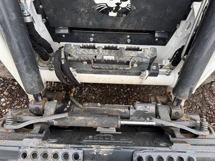 2025-bobcat-t62-image-10