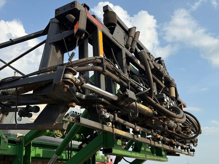 2002-john-deere-4710-image-76