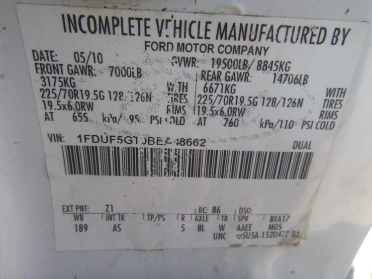 2011-ford-f550-image-25