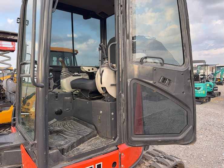 2023-hitachi-zx55u-5a-image-35