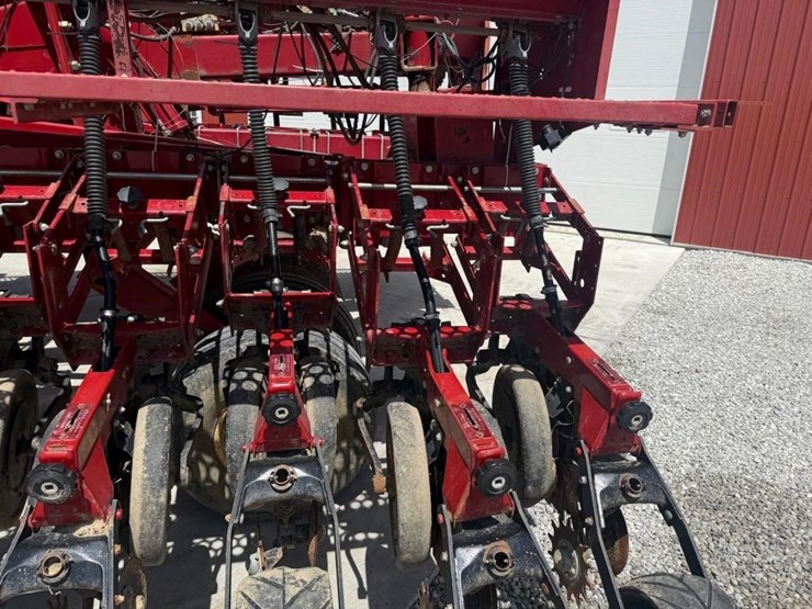 case-ih-5500-image-21