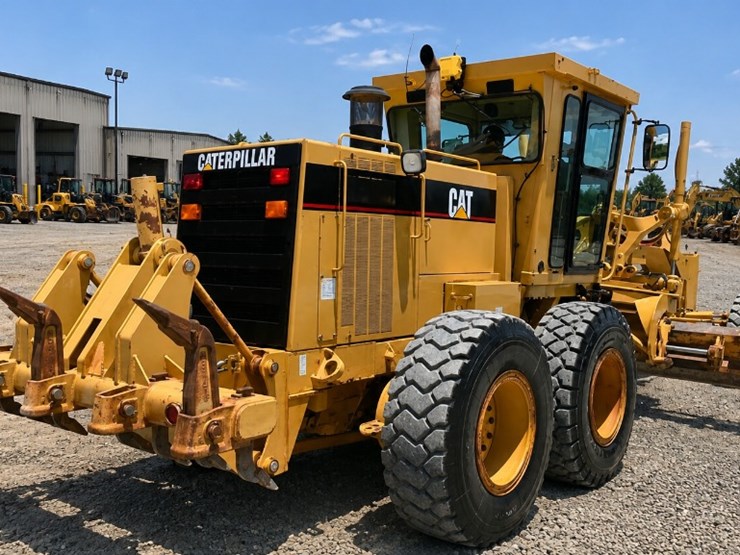 2002-caterpillar-140h-image-4