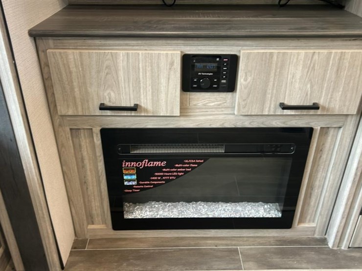 #142-•-2022-keystone-passport-grand-touring-series-2870rl-camper-image-52