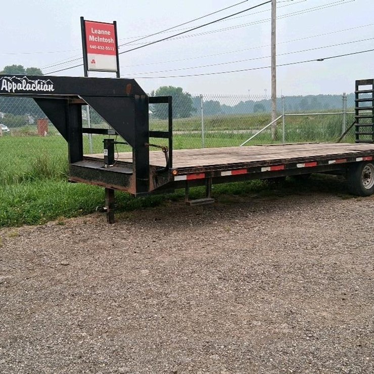 #136 • 2013 Appalachian 49290 24' Trailer