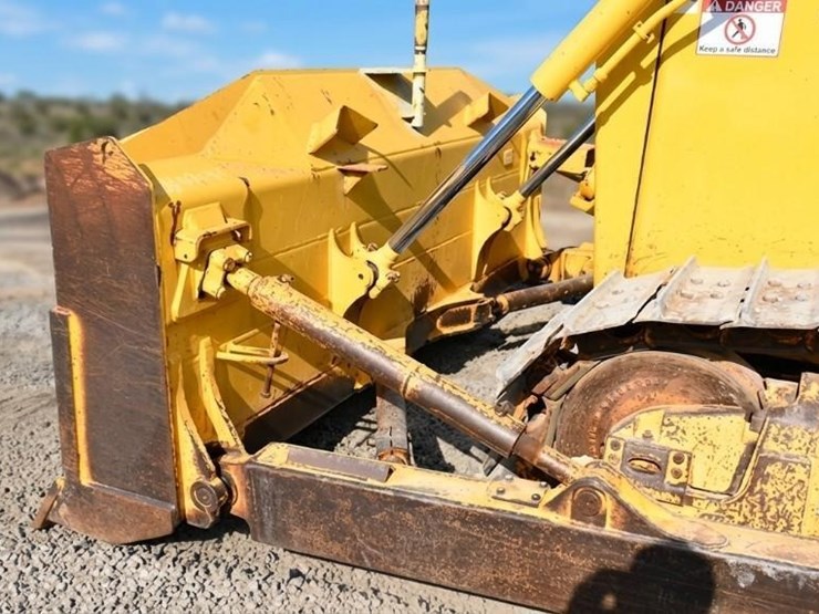 2006-komatsu-d65ex-image-5