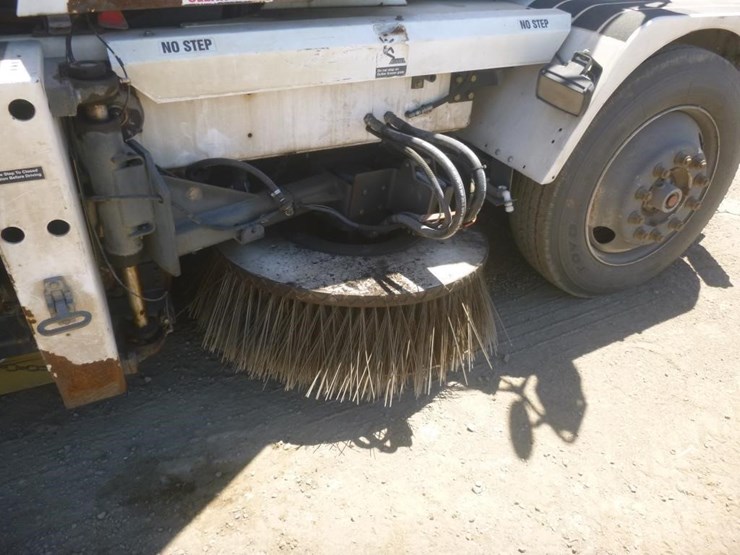 2013-global-m4-sweeper-image-9