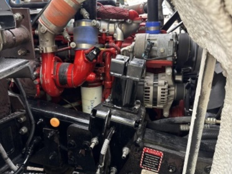 2018-mack-lr-rear-loading-trash-truck-image-26