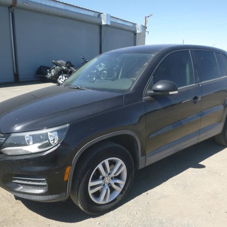 2012 VOLKSWAGEN TIGUAN
