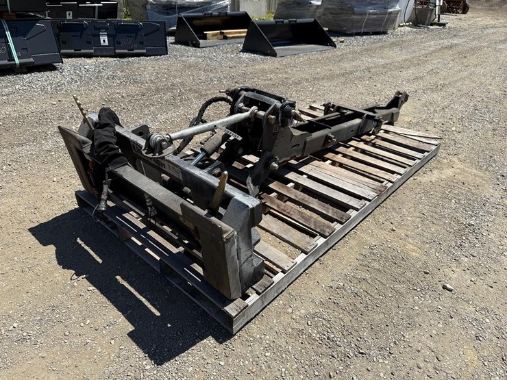 kubota-l4455a--4-pt-hitch-and-subframe-wh-auto-latch-uni-tach-image-4