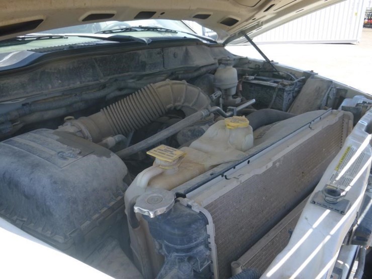 2009-dodge-ram-2500-image-12