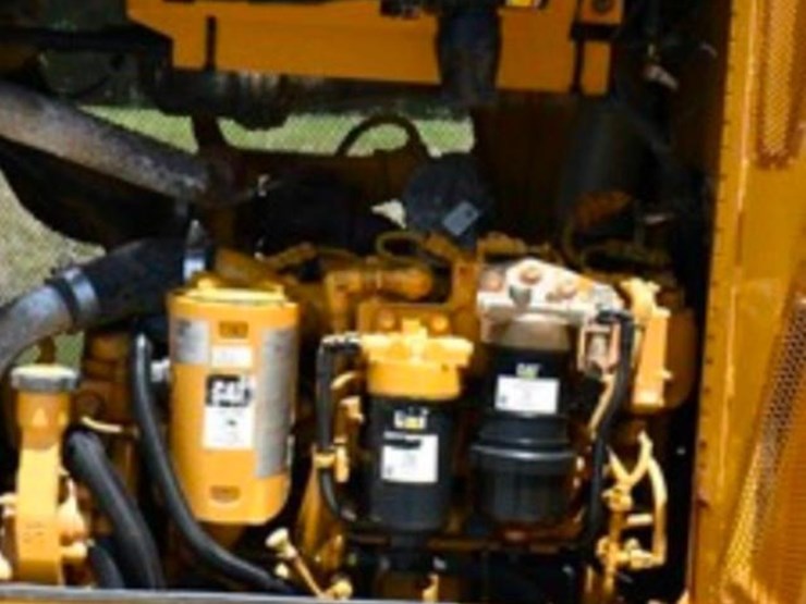 2018-caterpillar-d5k2-xl-image-12