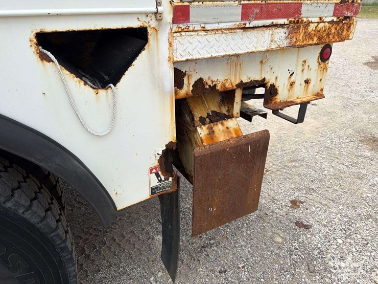 2008-international-durastar-4300-image-43