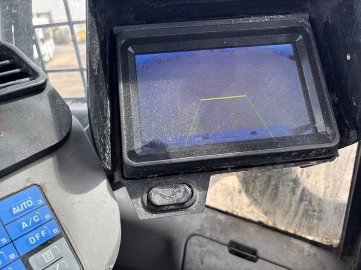 2019-komatsu-wa200-8-image-36