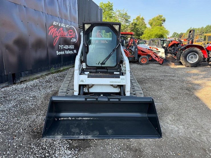 2011-bobcat-t190-image-7