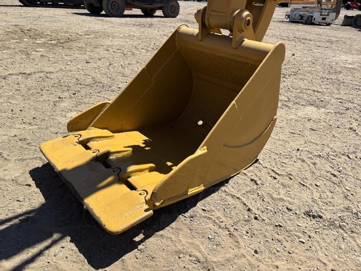 hanix-s&b300-image-10