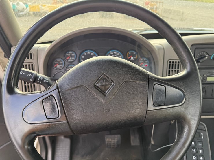 2008-international-durastar-4400-image-49