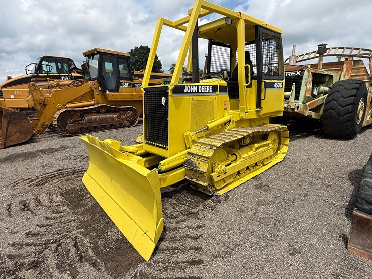 john-deere-450-image-1