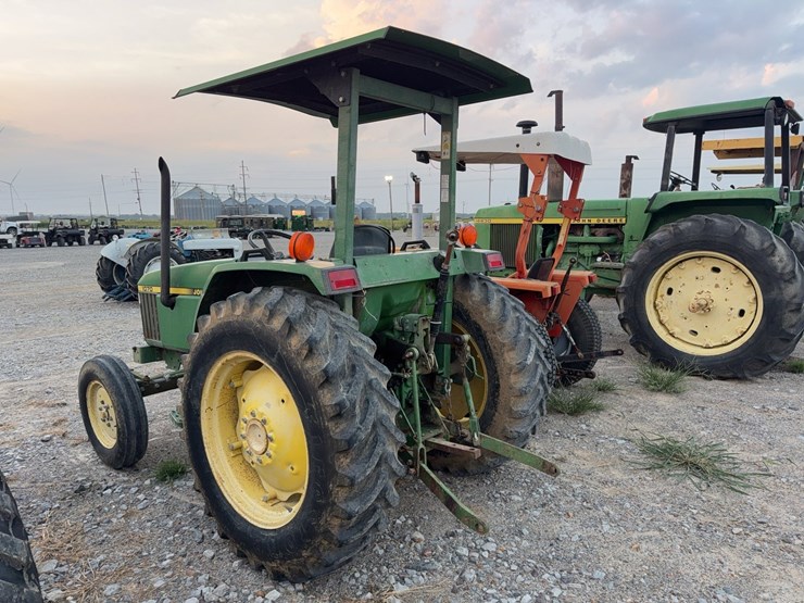 john-deere-1070-image-4