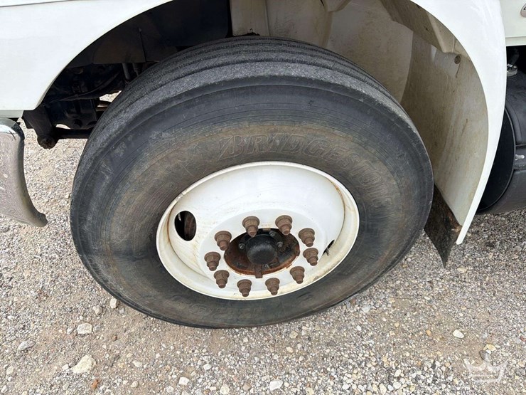 2019-international-durastar-4300-image-49