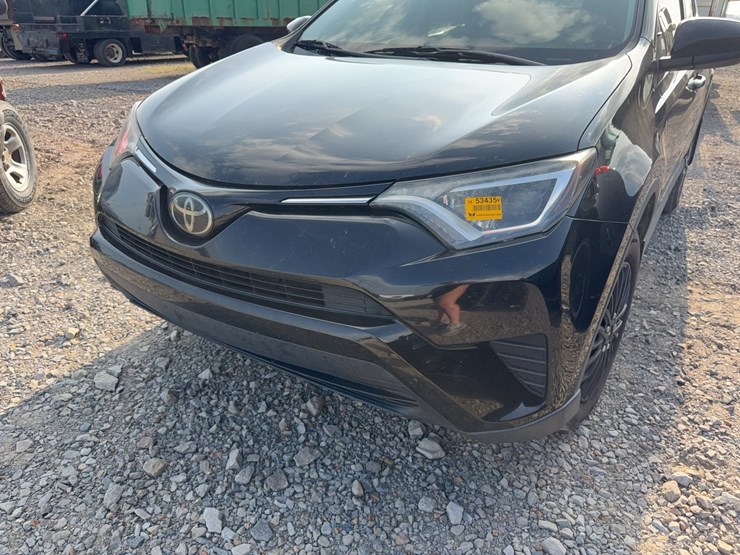2018-toyota-rav4-image-15