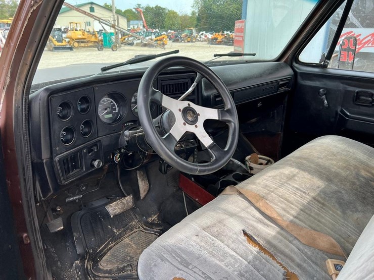 chevrolet-c30-image-24