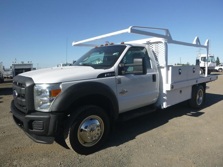 2015-ford-f550-image-1