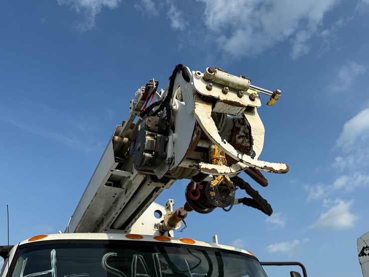 2007-international-durastar-4300-image-35