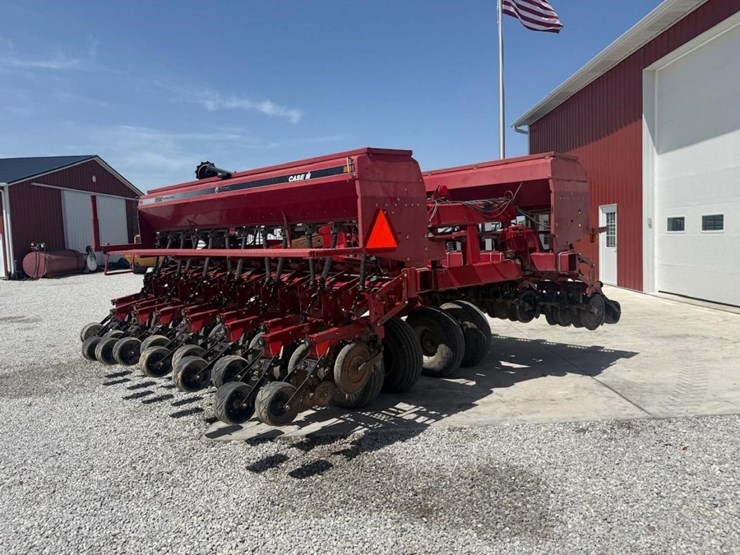 case-ih-5500-image-46