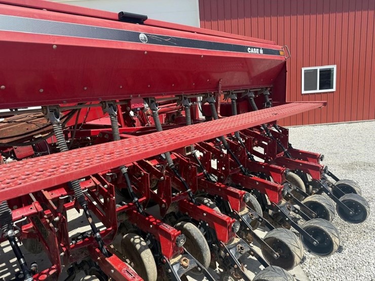 case-ih-5500-image-25