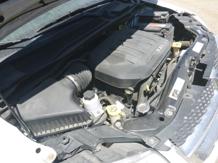 2014-dodge-grand-caravan-image-11