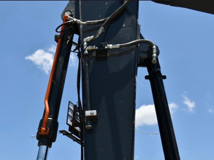 2019-deere-160g-lc-image-9