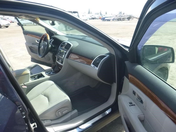 2007-cadillac-srx-image-6