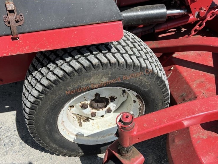 toro-groundsmaster-325d-image-12
