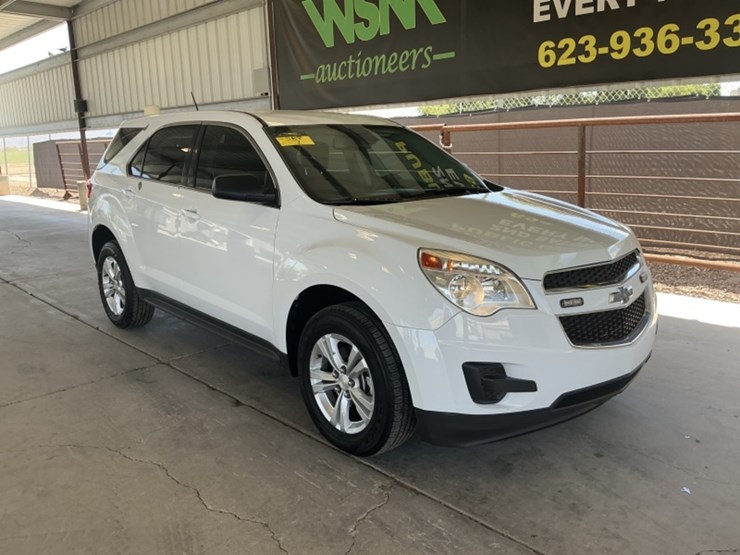 2015-chevrolet-equinox-image-2