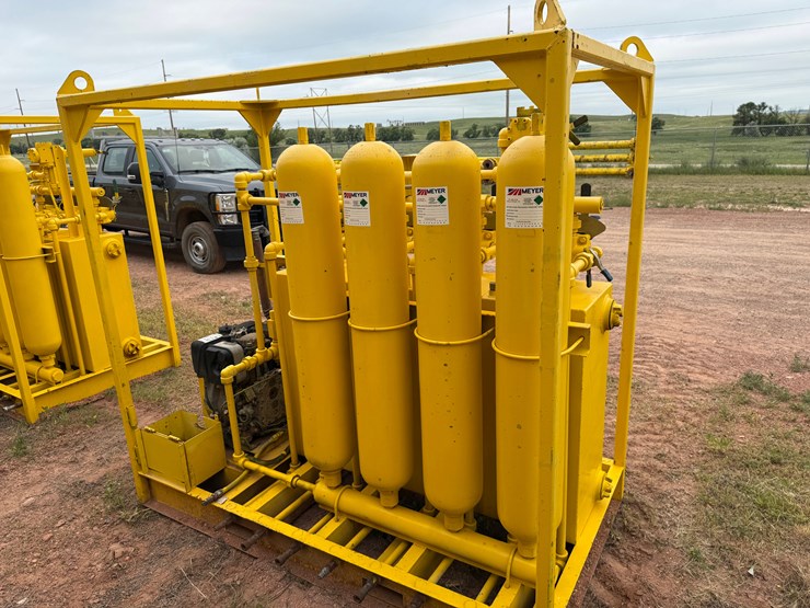meyer-3k-wp-diesel-powered-4-station-accumulator-closing-unit,-skidded-image-3