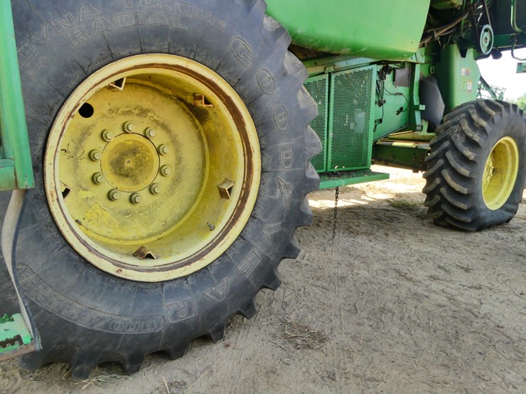 2004-john-deere-9660-sts-image-11