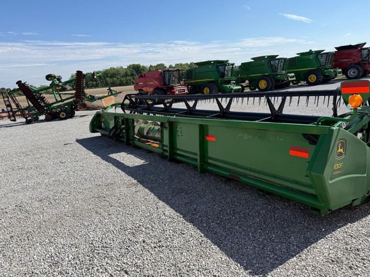 2006-john-deere-630f-image-12