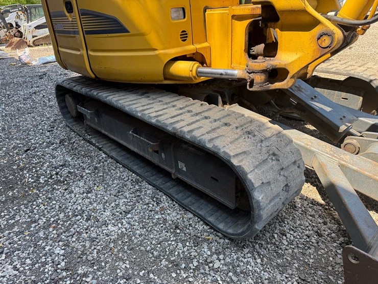 kobelco-sk85cs-image-10