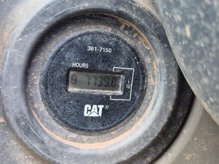 2013-caterpillar-307d-image-4