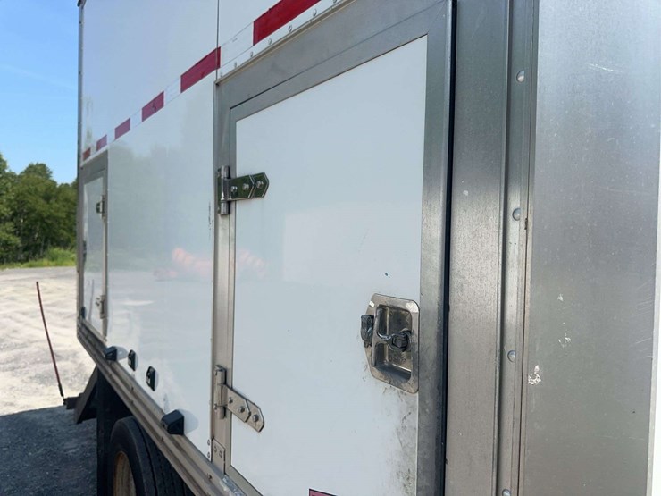 2012-ford-f450-xl-image-15